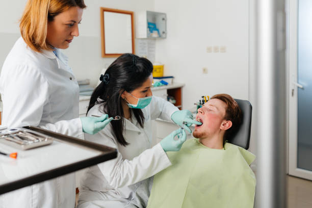 Best Emergency Denture Repair in Sherwood Manor, CT
